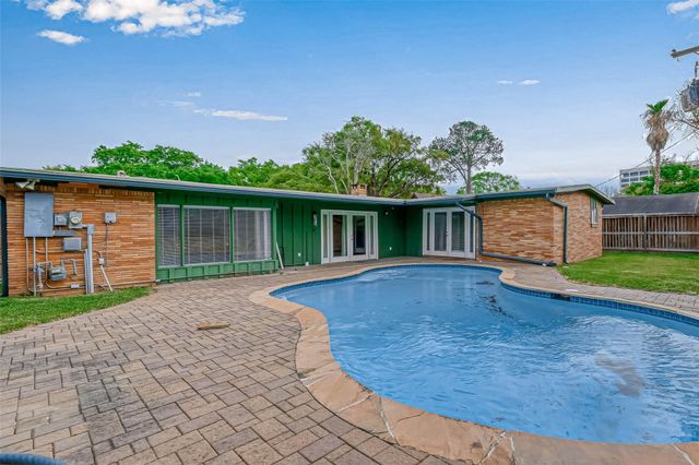4719 Imogene Street, Houston, TX 77096