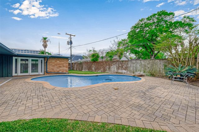 4719 Imogene Street, Houston, TX 77096