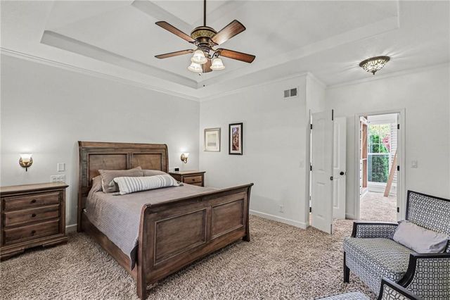 3306 S Owens School Road, Independence, MO 64057