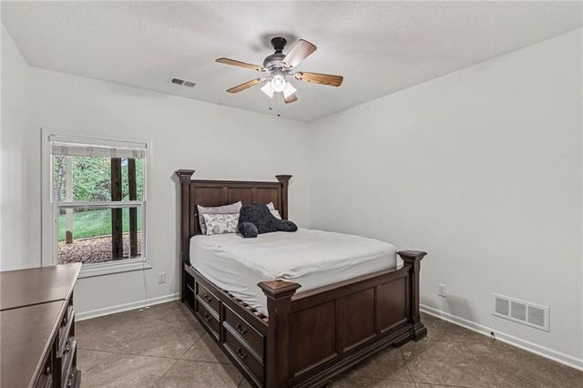 3306 S Owens School Road, Independence, MO 64057