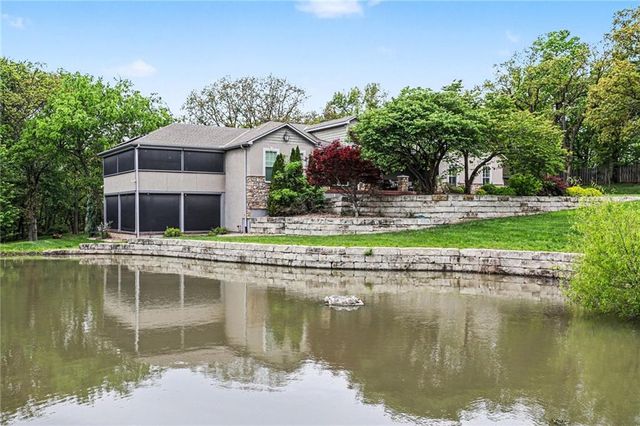 3306 S Owens School Road, Independence, MO 64057