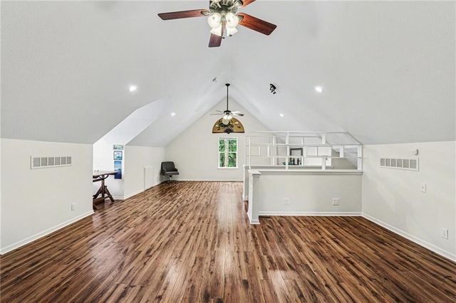 3306 S Owens School Road, Independence, MO 64057