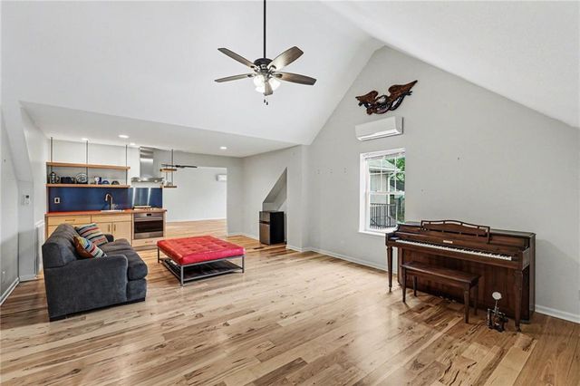 3306 S Owens School Road, Independence, MO 64057