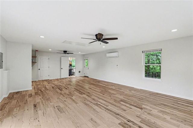 3306 S Owens School Road, Independence, MO 64057