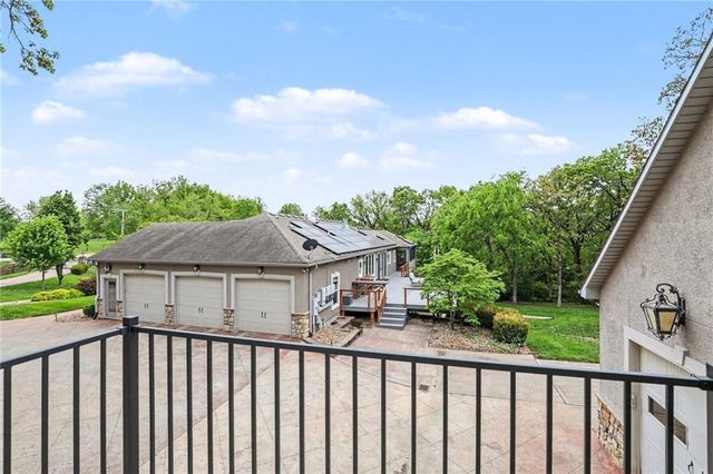 3306 S Owens School Road, Independence, MO 64057