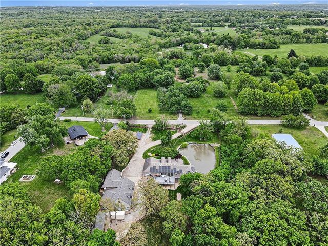 3306 S Owens School Road, Independence, MO 64057