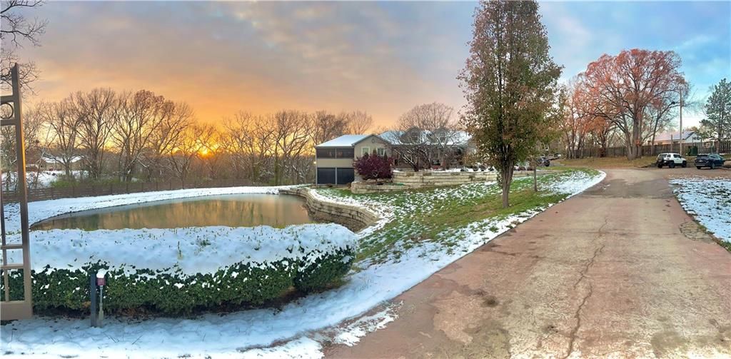 3306 S Owens School Road, Independence, MO 64057