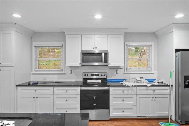 108 Linda Lane, Marietta, SC 29661