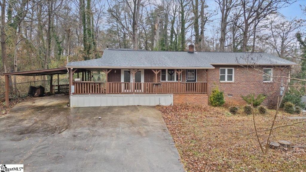 108 Linda Lane, Marietta, SC 29661