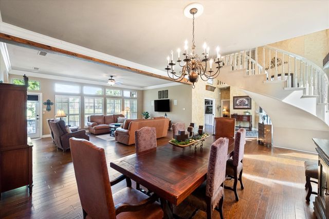 814 Muirfield Drive, Mansfield, TX 76063