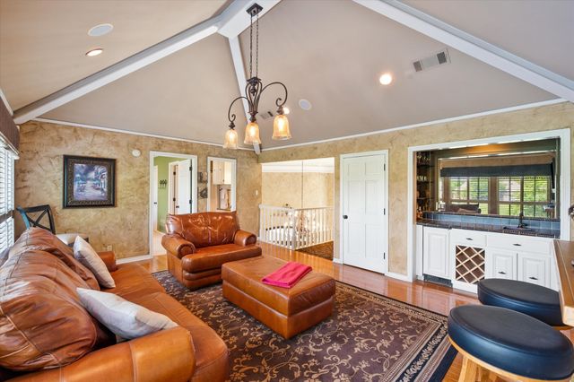 814 Muirfield Drive, Mansfield, TX 76063