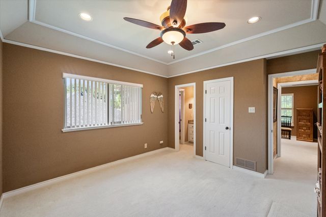 814 Muirfield Drive, Mansfield, TX 76063