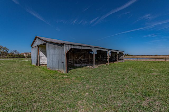2721 Fm 2649, Lone Oak, TX 75453