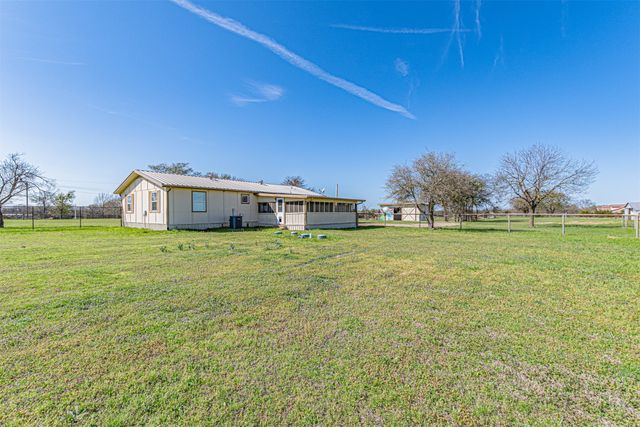 2721 Fm 2649, Lone Oak, TX 75453