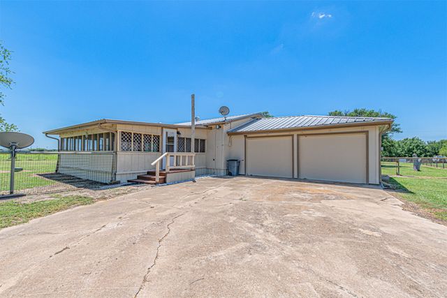 2721 Fm 2649, Lone Oak, TX 75453