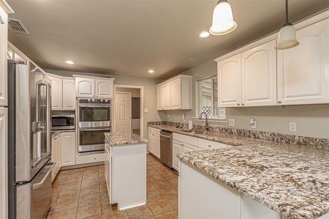 2721 Fm 2649, Lone Oak, TX 75453