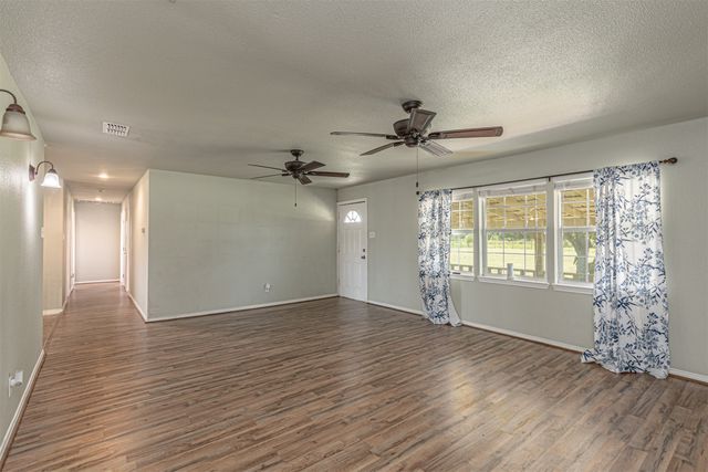 2721 Fm 2649, Lone Oak, TX 75453