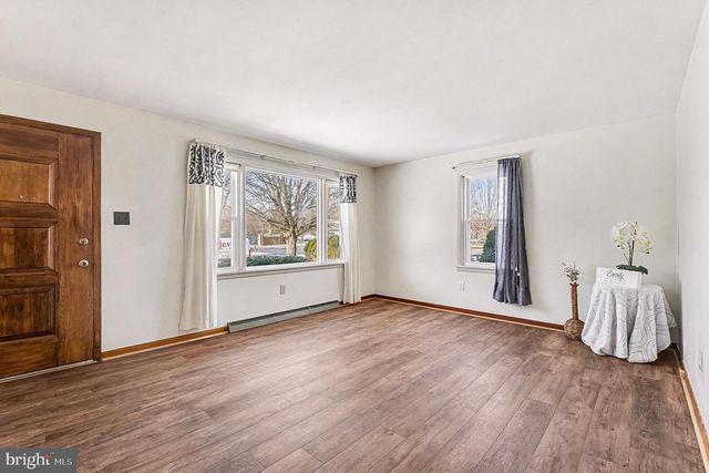 25 WILSON ST, Carlisle, PA 17013