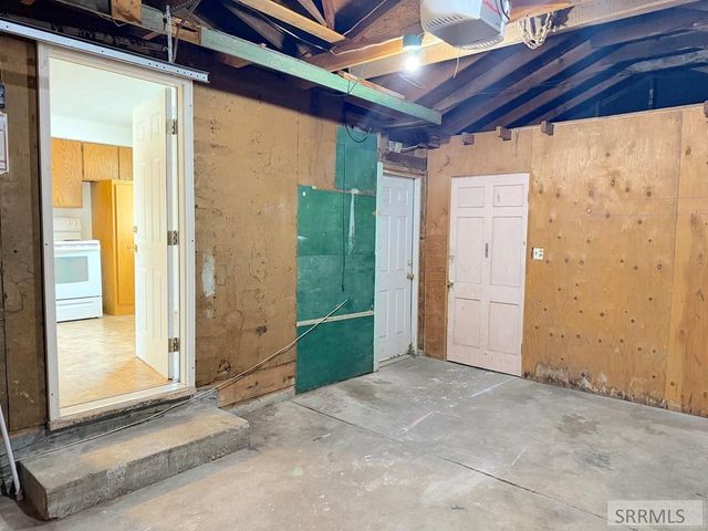 1280 Cathryn Avenue, Idaho Falls, ID 83404