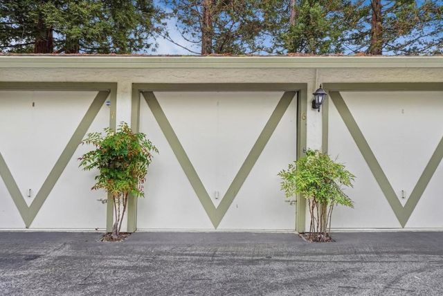 38 Devonshire Avenue 6, Mountain View, CA 94043