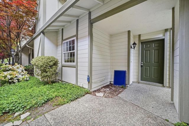 38 Devonshire Avenue 6, Mountain View, CA 94043