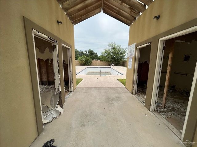 4000 Parkplace Avenue, Pharr, TX 78577