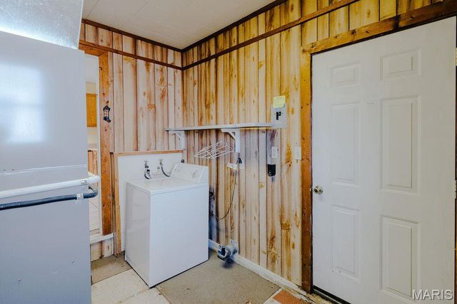 274 Starhawk Street, Bourbon, MO 65441