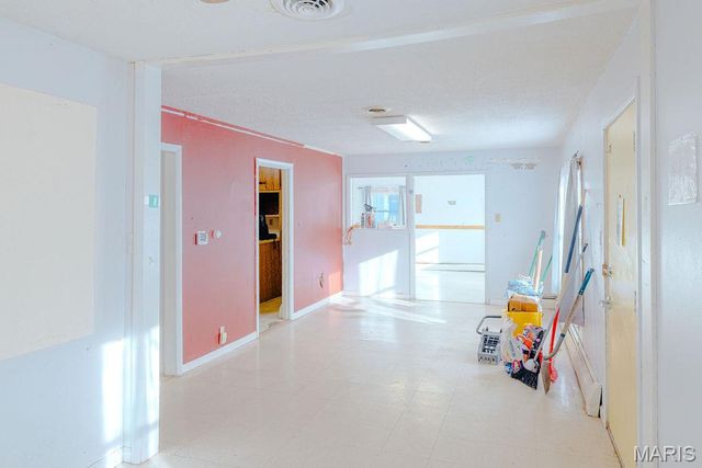 274 Starhawk Street, Bourbon, MO 65441