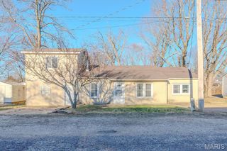 274 Starhawk Street, Bourbon, MO 65441