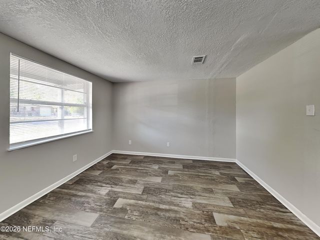 7627 MCCOWAN Drive, Jacksonville, FL 32244