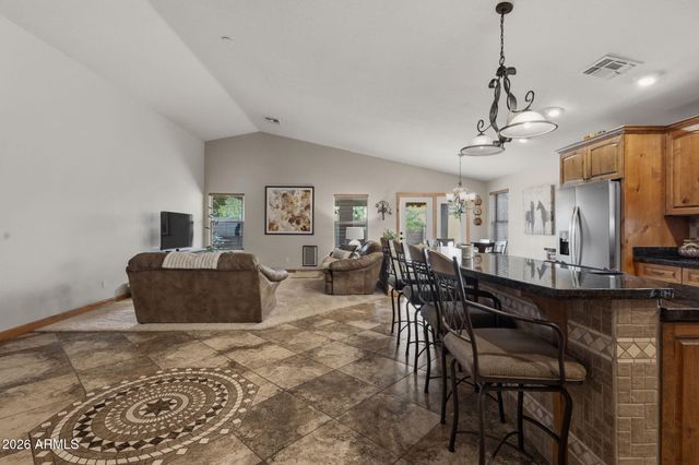 2101 E 38TH Avenue, Apache Junction, AZ 85119