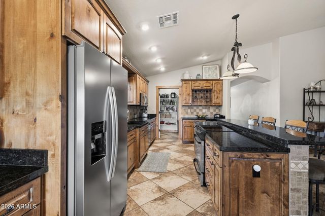 2101 E 38TH Avenue, Apache Junction, AZ 85119