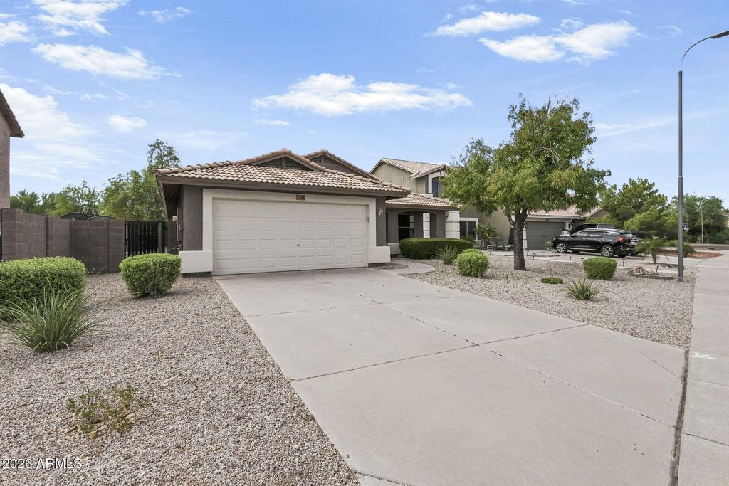 2101 E 38TH Avenue, Apache Junction, AZ 85119 — photo 2