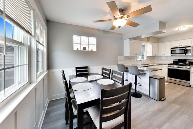 5652 S Parkside Avenue, Chicago, IL 60638