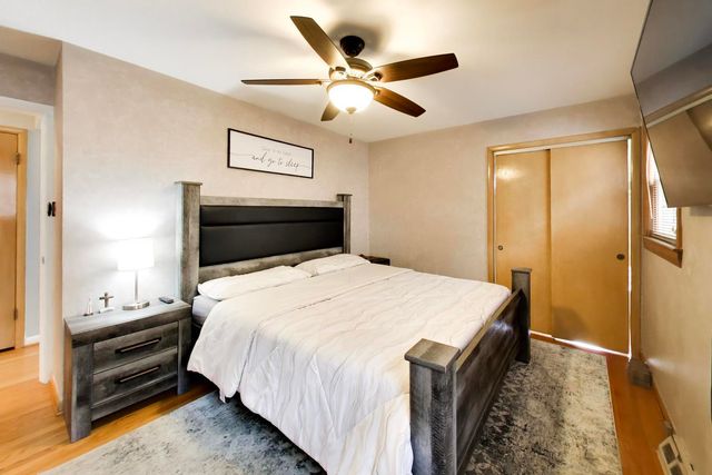 5652 S Parkside Avenue, Chicago, IL 60638
