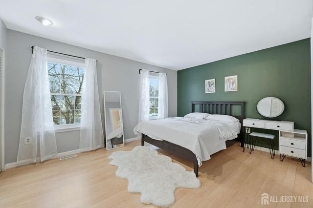334 McDowell Drive, East Brunswick, NJ 08816
