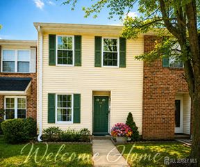 334 McDowell Drive, East Brunswick, NJ 08816