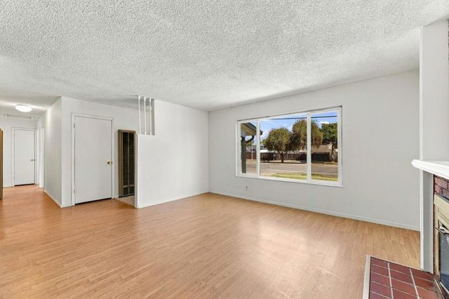 36173 Cedar Boulevard, Newark, CA 94560