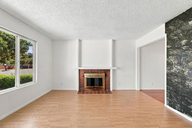 36173 Cedar Boulevard, Newark, CA 94560