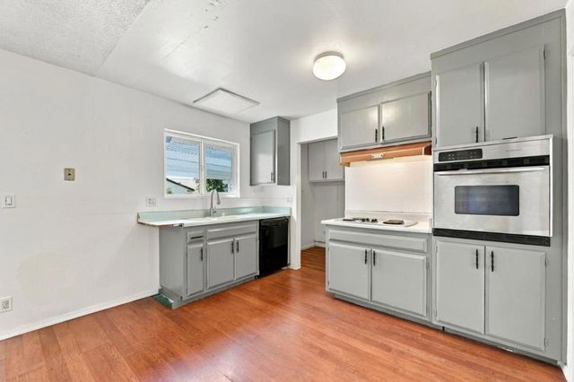 36173 Cedar Boulevard, Newark, CA 94560