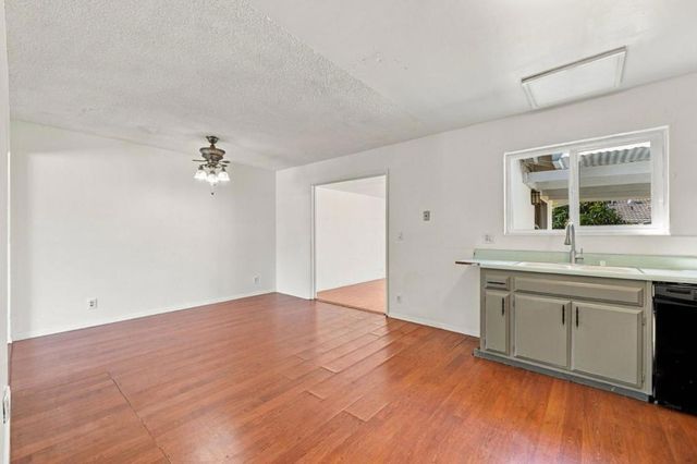 36173 Cedar Boulevard, Newark, CA 94560