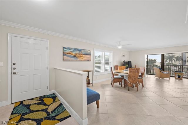 2880 GULF SHORE BLVD N 410, Naples, FL 34103