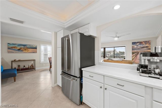 2880 GULF SHORE BLVD N 410, Naples, FL 34103