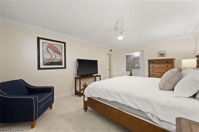 2880 GULF SHORE BLVD N 410, Naples, FL 34103