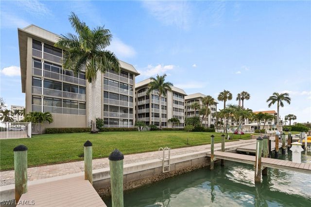 2880 GULF SHORE BLVD N 410, Naples, FL 34103
