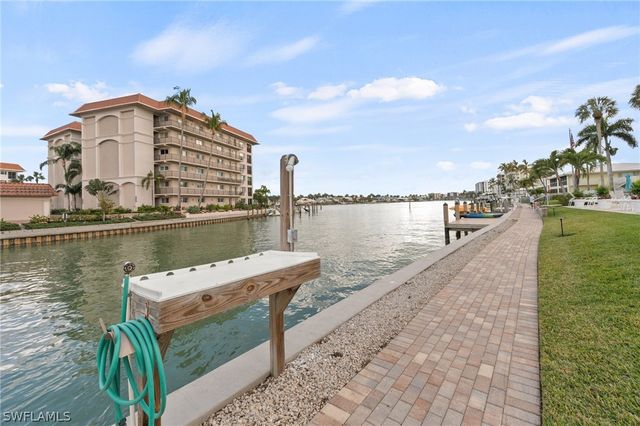 2880 GULF SHORE BLVD N 410, Naples, FL 34103