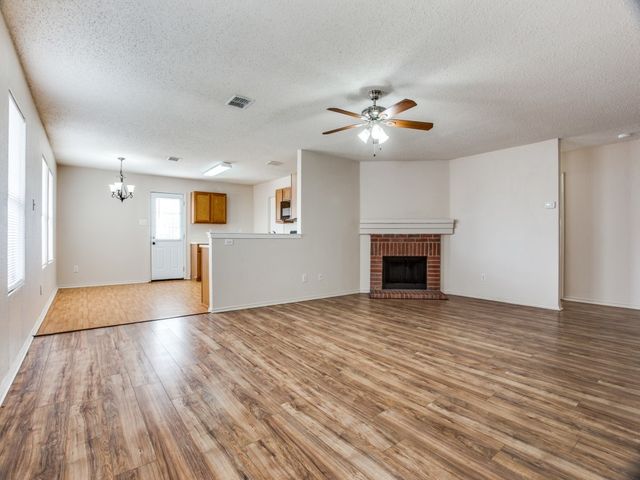 3875 Fox Run Drive, Fort Worth, TX 76123