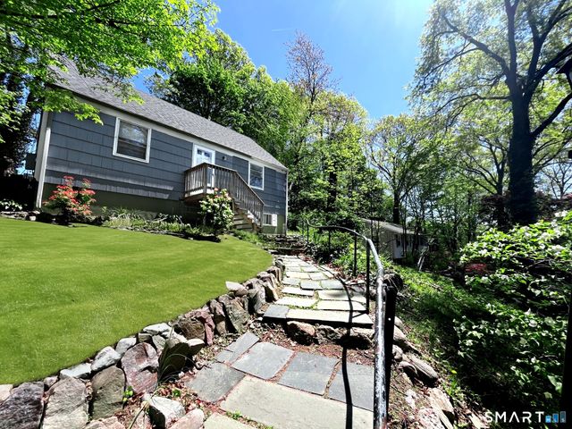 3 Tryon Road, Norwalk, CT 06851