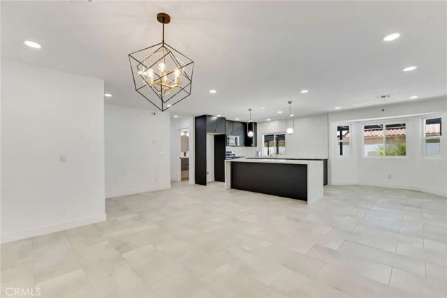 3015 E San Juan, Palm Springs, CA 92262