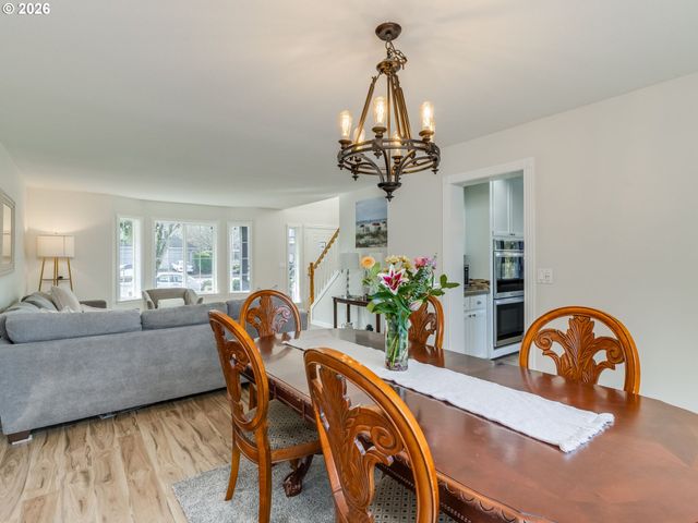 16355 Sw GEARIN Ct, Tigard, OR 97223